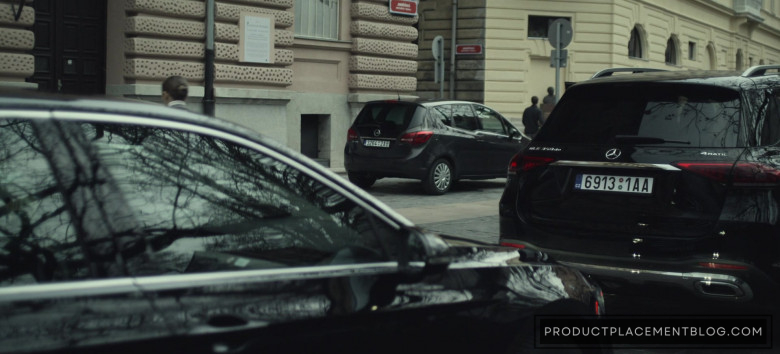 Mercedes-Benz SUVs in Tom Clancy's Jack Ryan S03E04 Our Death's Keeper (2)