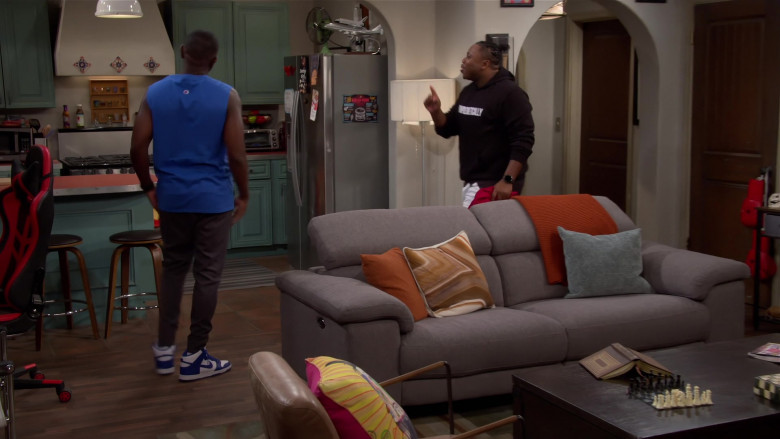 Nike Men's Sneakers in The Neighborhood S05E09 Welcome to Our Time (2)