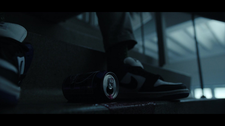 Nike Sneakers in Titans S04E06 Brother Blood (2022)