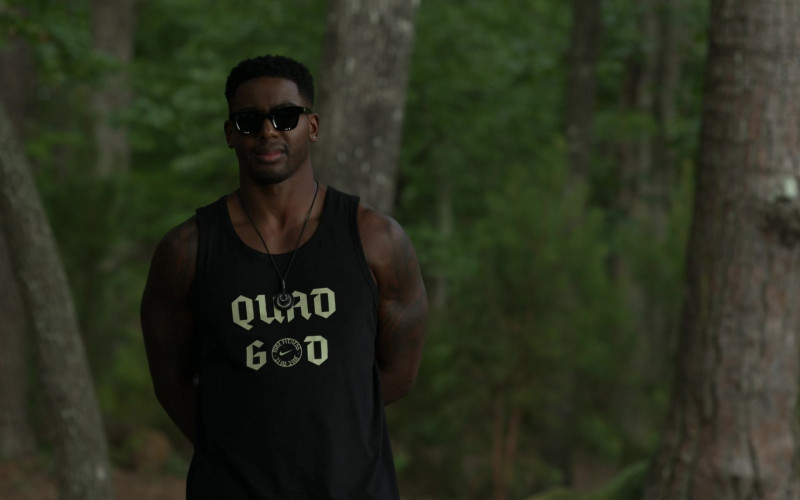 Nike T-Shirt in The Game S02E03 The Calm Before the Strike (4)