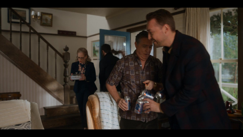 Pabst Blue Ribbon Beer Cans in Firefly Lane S02E09 Hart Shaped Box (2022)