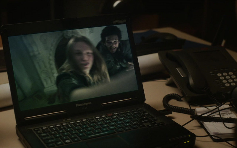 Panasonic Toughbook Laptop in Three Pines S01E04 "The Cruellest Month" (2022)