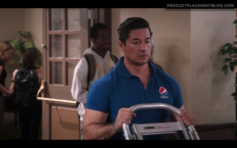 Pepsi Polo Shirt in The Sex Lives of College Girls S02E10 The Rooming Lottery (2022)