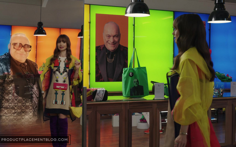 Prada Yellow Bag of Lily Collins as Emily Cooper in Emily in Paris S03E07 How to Lose a Designer in 10 Days (2022)
