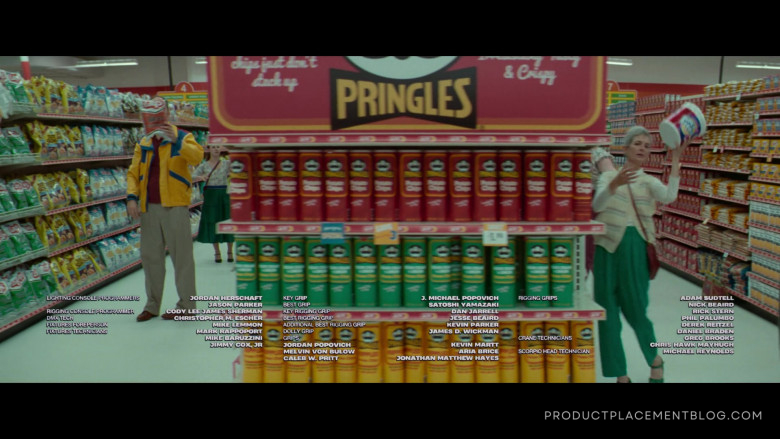 Pringles Potato Chips in White Noise 2022 Movie (4)