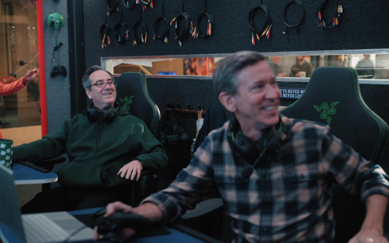 Razer Gaming Chairs in Mythic Quest S03E09 "The Year of Phil" (2022)