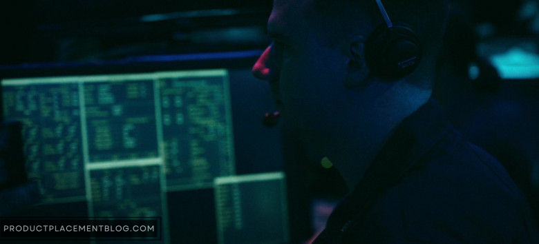 Sennheiser Headsets in Tom Clancy's Jack Ryan S03E08 Star on the Wall (2)