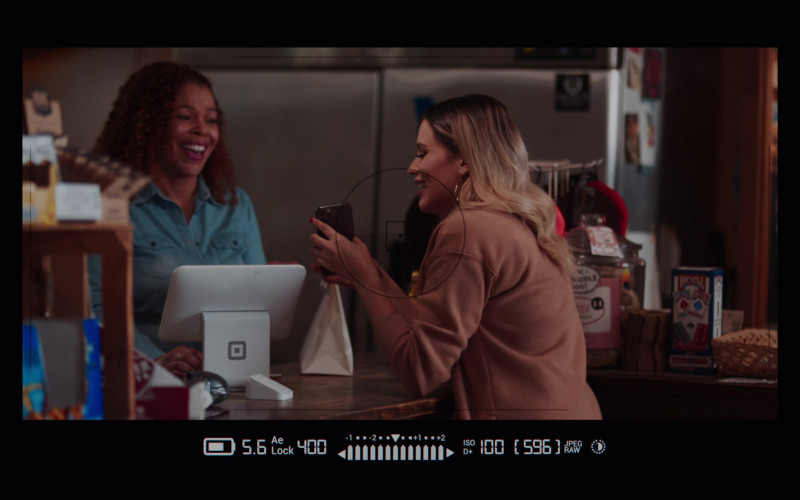 Square POS in First Wives Club S03E06 Ask the Lonely (2022)
