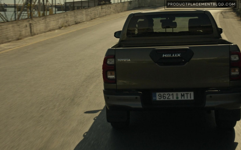 Toyota Hilux Car in Tom Clancy’s Jack Ryan S03E02 Old Haunts (1)