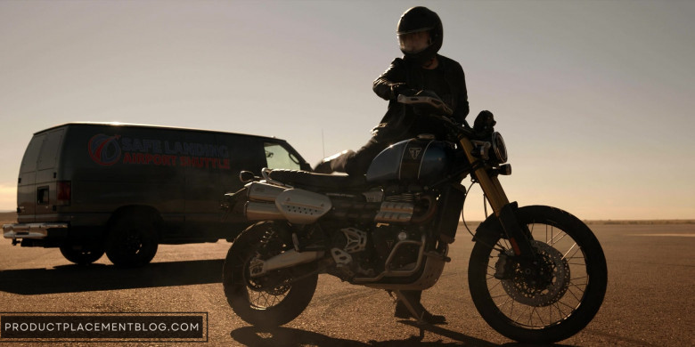 Triumph Scrambler 1200 XE Motorcycle in The Cleaning Lady S02E12 At Long Last (1)