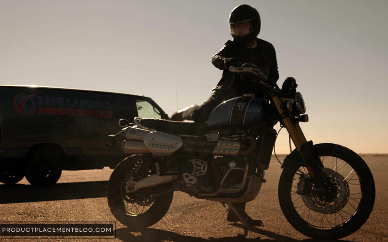 Triumph Scrambler 1200 XE Motorcycle in The Cleaning Lady S02E12 At Long Last (1)