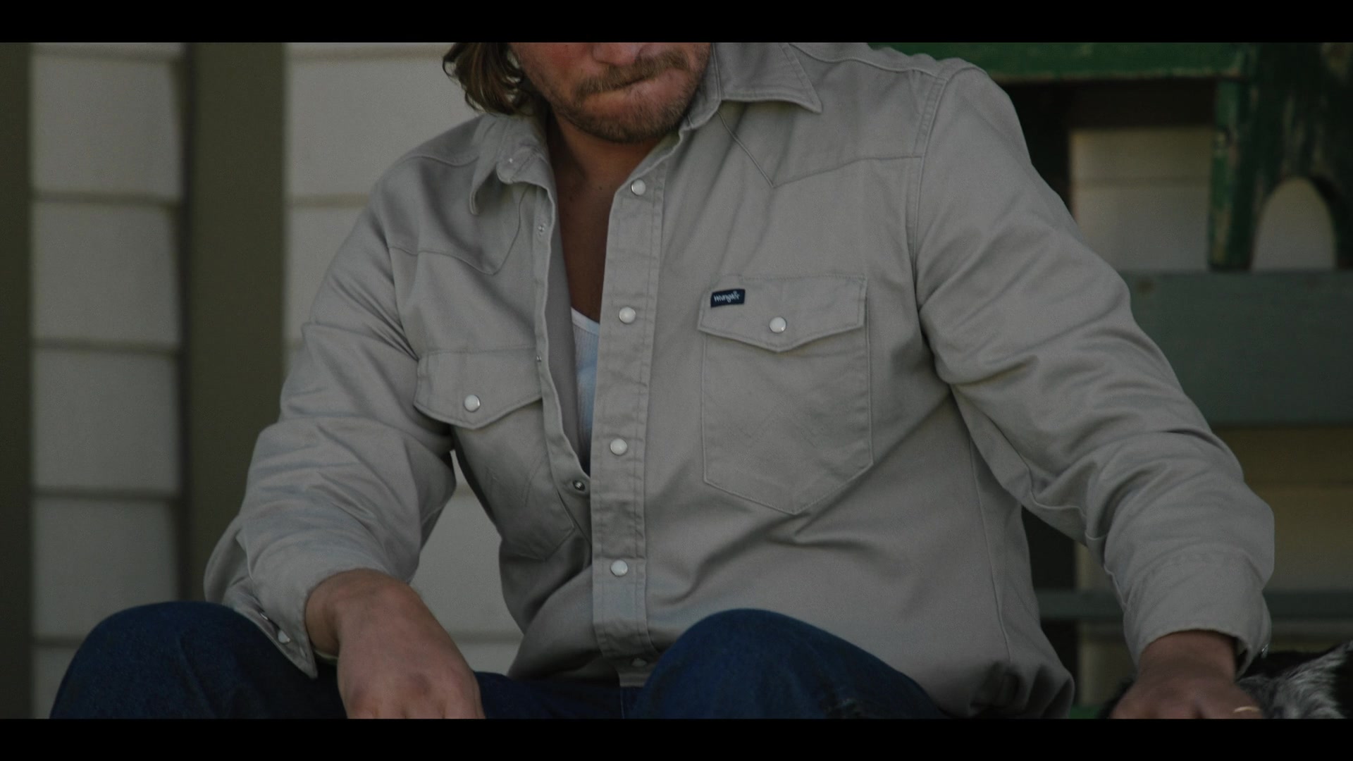 Wrangler Men's Shirt Worn By Luke Grimes As Kayce Dutton In Yellowstone  S05E05 