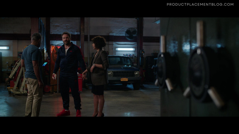 Adidas Men's Tracksuit of Jai Courtney as Bob Goodwin in Kaleidoscope S01E04 Orange 3 Weeks Before the Heist (2023)