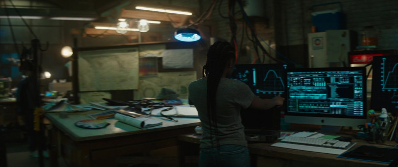 Apple iMac AIO Computers in Black Panther Wakanda Forever (2)