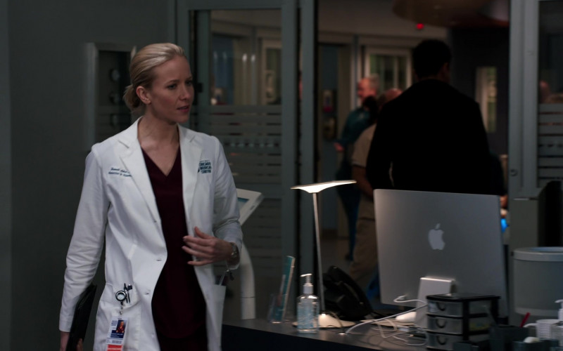Apple iMac Computers in Chicago Med S08E11 It Is What It Is, Until It Isn’t (1)