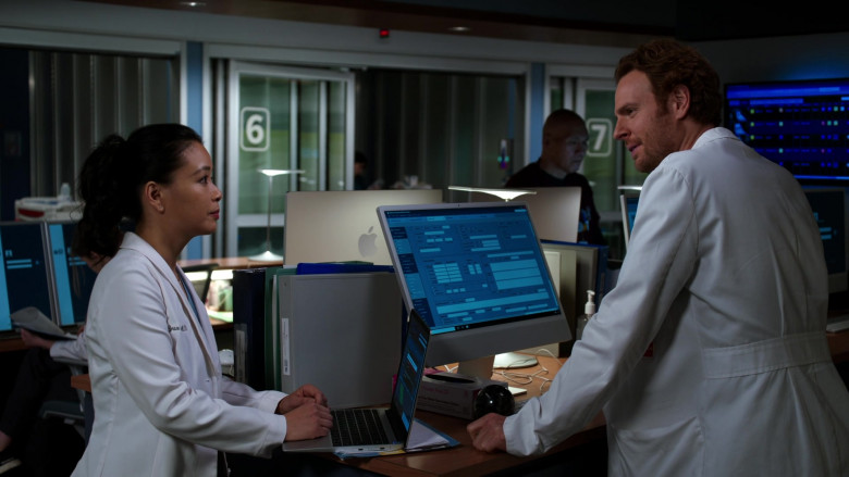 Apple iMac Computers in Chicago Med S08E12 We All Know What They Say About Assumptions (8)