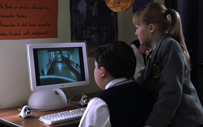 Apple iMac G4 All-In-One Computers in School of Rock Movie (4)