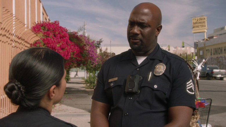 Axon Bodycams in The Rookie S05E13 Daddy Cop (3)