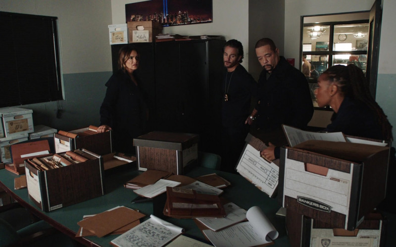 Bankers Box in Law & Order Special Victims Unit S24E10 Jumped In (2023)