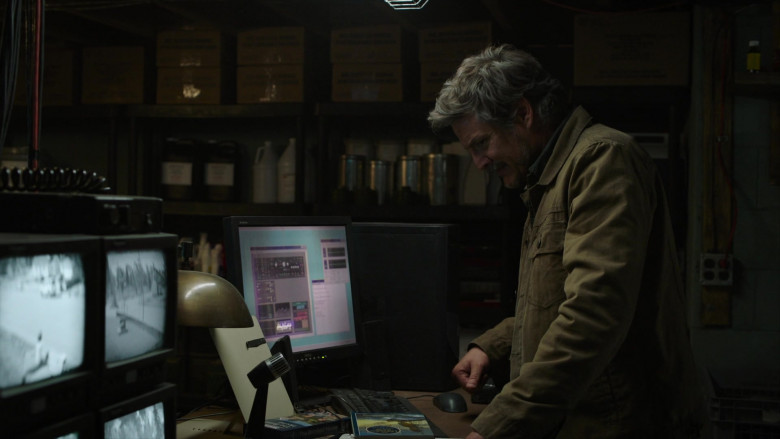 Dell Computer Monitor in The Last of Us S01E03 Long Long Time (1)