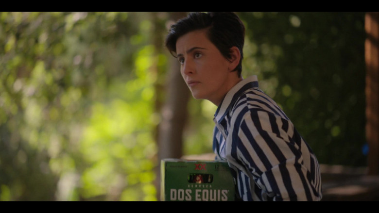 Dos Equis XX Beer in The L Word Generation Q S03E10 Looking Ahead (2)