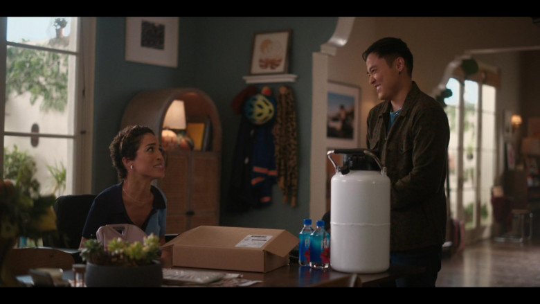 Fiji Water in The L Word Generation Q S03E10 Looking Ahead (2023)