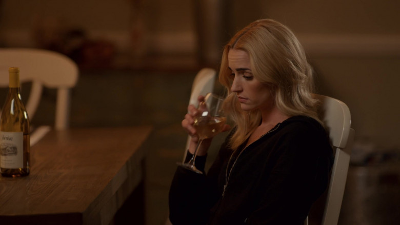 Jordan Wine Enjoyed by Brianne Howey in Ginny & Georgia S02E02 Why Does Everything Have to Be So Terrible, All the Time, Forever (2023)