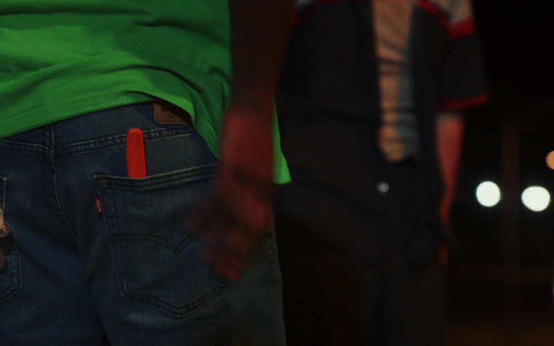 Levi's Men's Jeans in Poker Face S01E02 The Night Shift (2023)