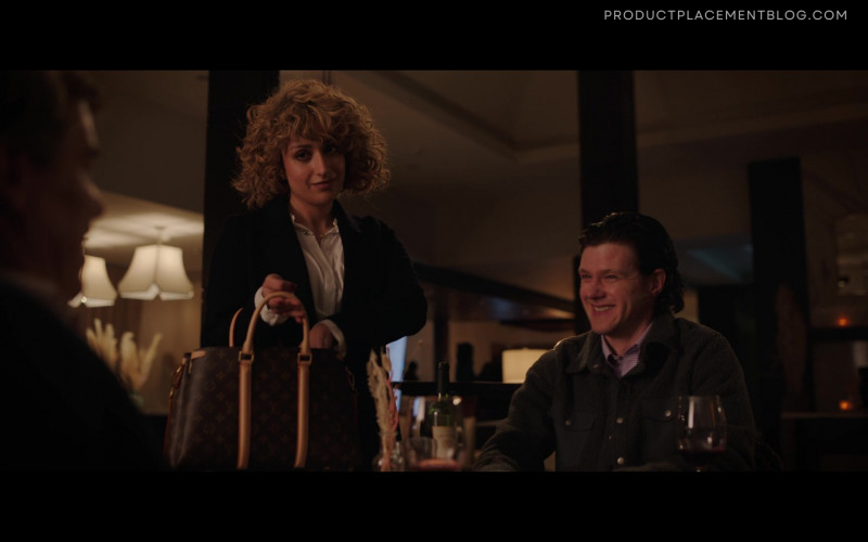 Louis Vuitton Handbag of Rosaline Elbay as Judy Goodwin in Kaleidoscope S01E07 "Pink: 6 Months After" (2023)