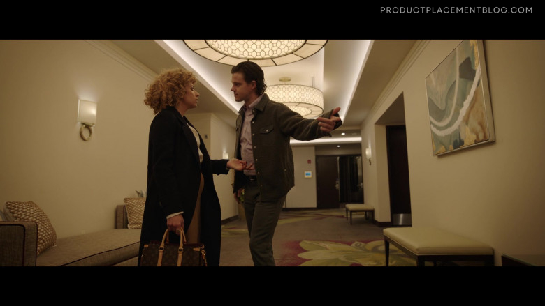 Louis Vuitton Handbag of Rosaline Elbay as Judy Goodwin in Kaleidoscope S01E07 Pink 6 Months After (3)