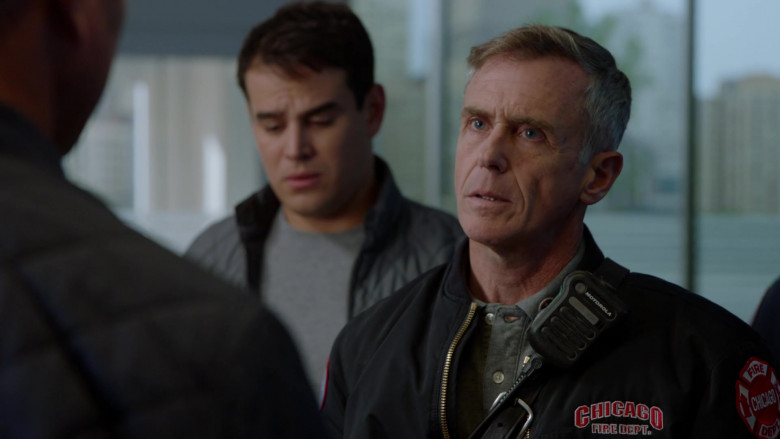 Motorola Radio in Chicago Fire S11E10 Something for the Pain (3)