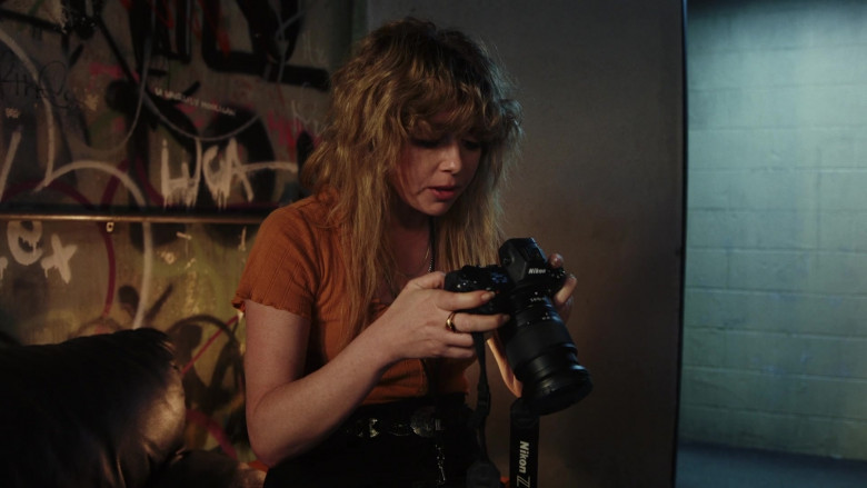 Nikon Camera Used by Natasha Lyonne as Charlie Cale in Poker Face S01E04 Rest in Metal (2)