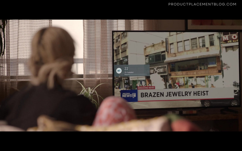 Samsung TV and Spectrum News NY1 Channel in Kaleidoscope S01E01 Yellow 6 Weeks Before the Heist (2023)