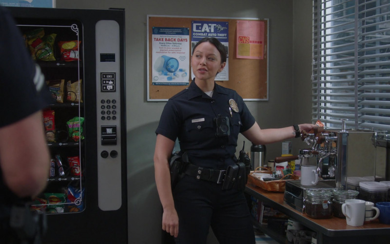 Snickers Chocolate Bar in The Rookie S05E11 The Naked and the Dead (2023)