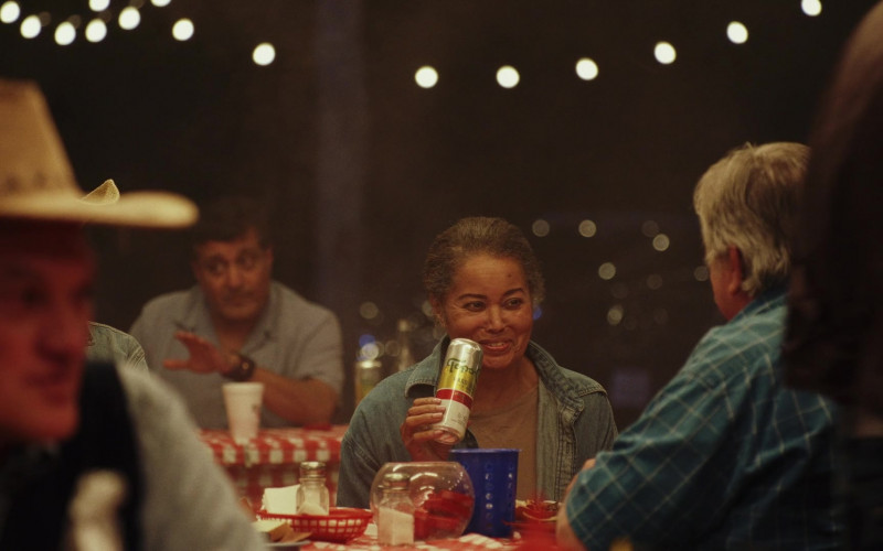 Topo Chico Hard Seltzer in Poker Face S01E03 The Stall (2023)