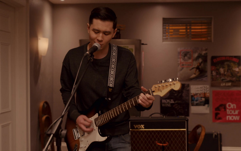 Vox Amps in Ginny & Georgia S02E03 What Are You Playing at, Little Girl (2023)