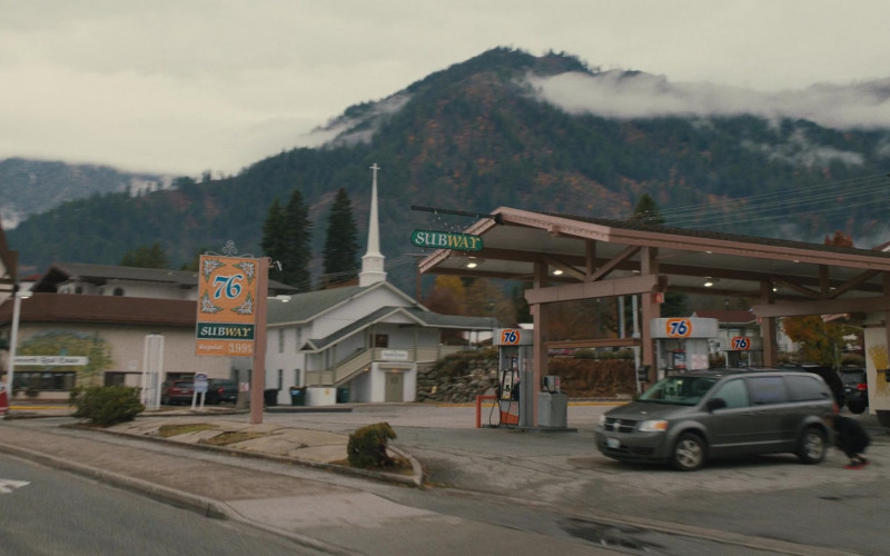 76 Gas Station and Subway Restaurant in Somebody I Used to Know (2023)