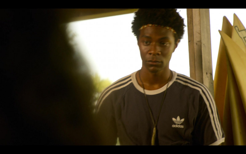 Adidas Men's T-Shirt Worn by Jonathan Daviss as Pope Heyward in Outer Banks S03E05 Heists (1)