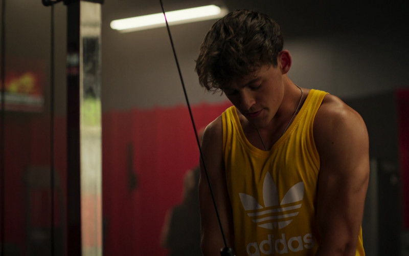 Adidas Men's Tank Tops in Wolf Pack S01E02 "Two Bitten, Two Born" (2023)