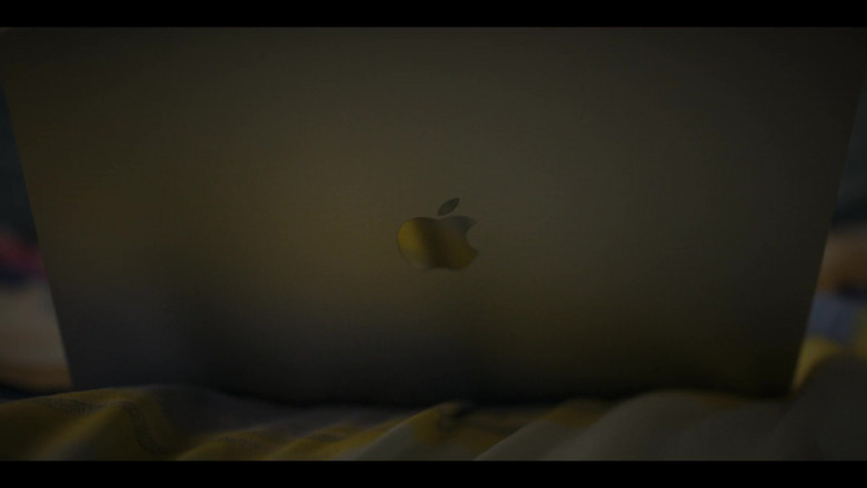 Apple MacBook Air Laptop Used by Bryana Salaz as Ines in Freeridge S01E07 Karmic Coincidence (1)