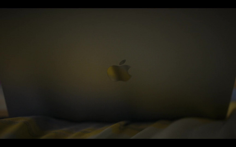 Apple MacBook Air Laptop Used by Bryana Salaz as Ines in Freeridge S01E07 Karmic Coincidence (1)