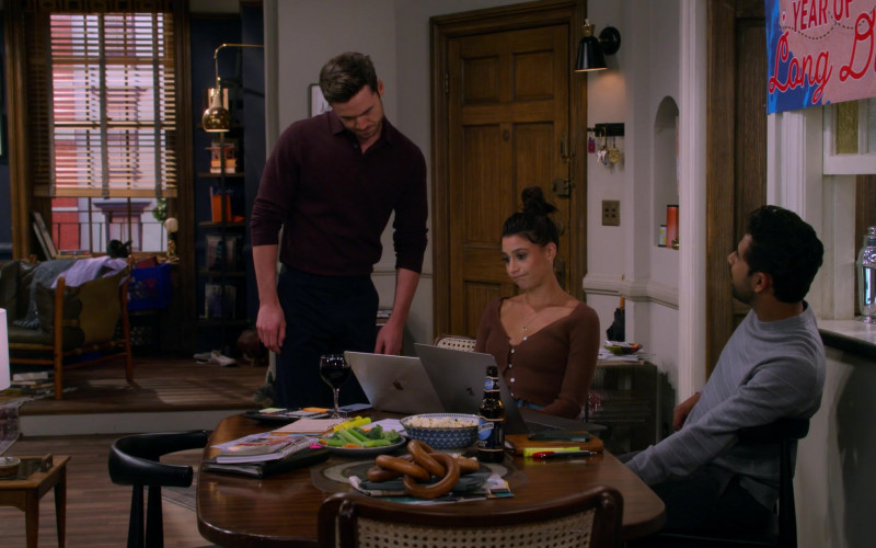 Apple MacBook Laptop Computers and Blue Moon Beer Bottle in How I Met Your Father S02E03 The Reset Button (2023)