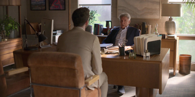 Apple Thunderbolt Display Used by Harrison Ford as Dr. Paul Rhoades in Shrinking S01E04 Potatoes (1)