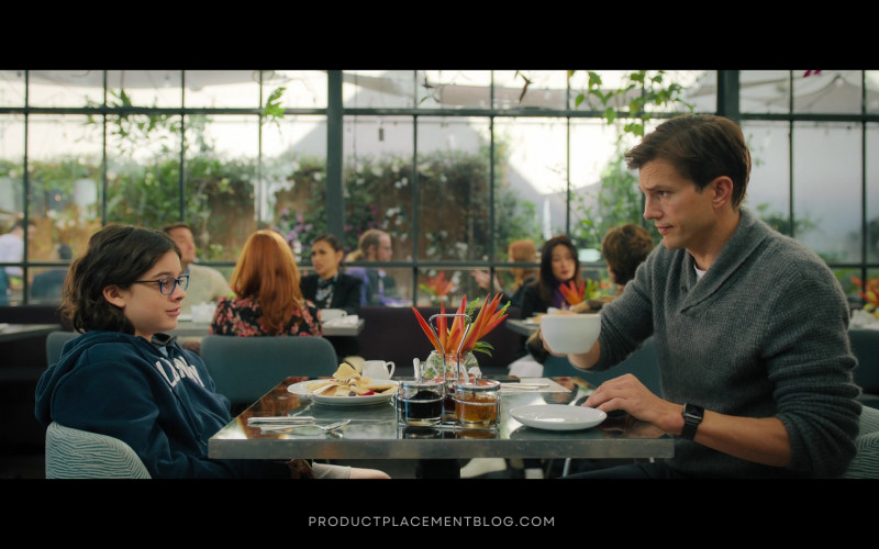 Apple Watch of Ashton Kutcher as Peter in Your Place or Mine 2023 Movie (1)