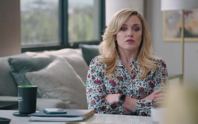 Apple Watch of Harriet Dyer as Sadie Ryan in American Auto S02E04 Cost Cutting (2023)
