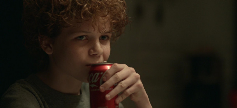 Coca-Cola Soda in Dear Edward S01E05 Haunted (2023)