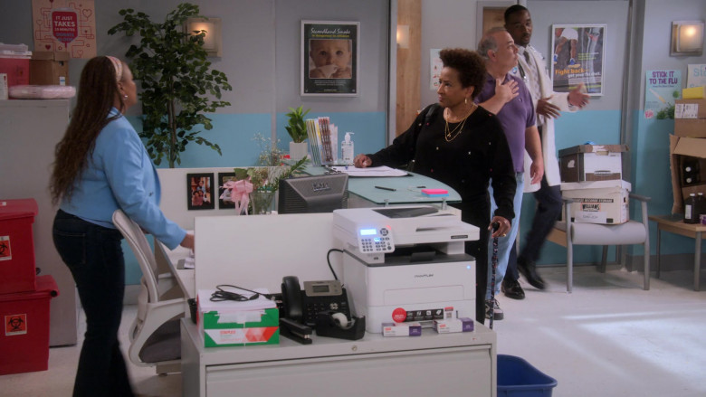 Dell Computer Monitor, Pantum M6800 Series Printer, Bankers Box in The Upshaws S03E05 Lane Change (2023)