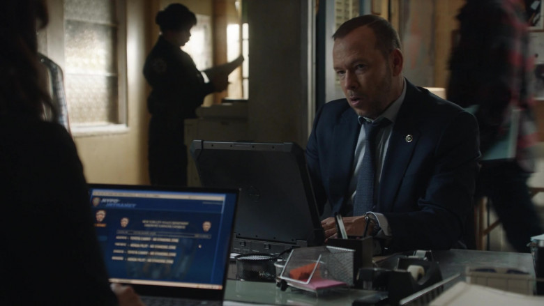 Dell Laptop Computer Used by Donnie Wahlberg as Detective Danny Reagan in Blue Bloods S13E13 Past History (1)