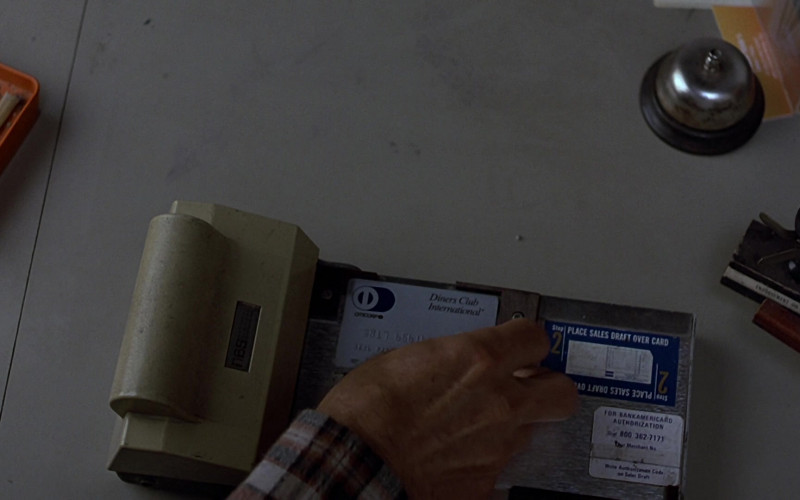 Diners Club International Card in Planes, Trains and Automobiles (1987)