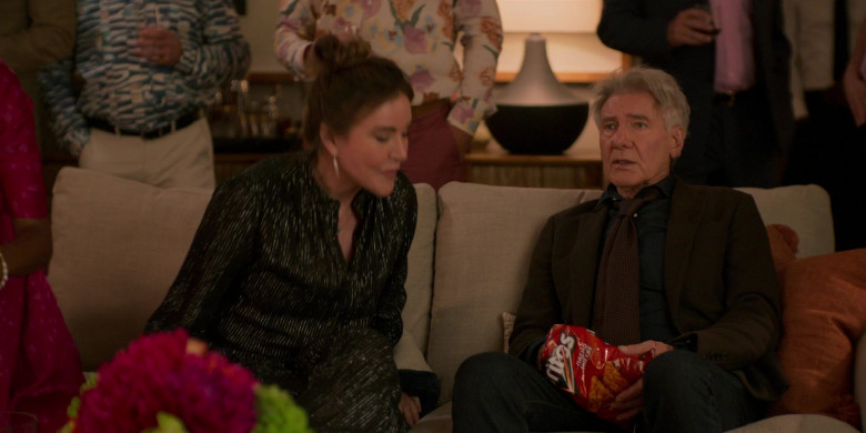 Doritos Nacho Cheese Chips Enjoyed by Harrison Ford as Dr. Paul Rhoades in Shrinking S01E06 Imposter Syndrome (1)